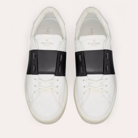 Valentino Garavani Calfskin Open Leather Black